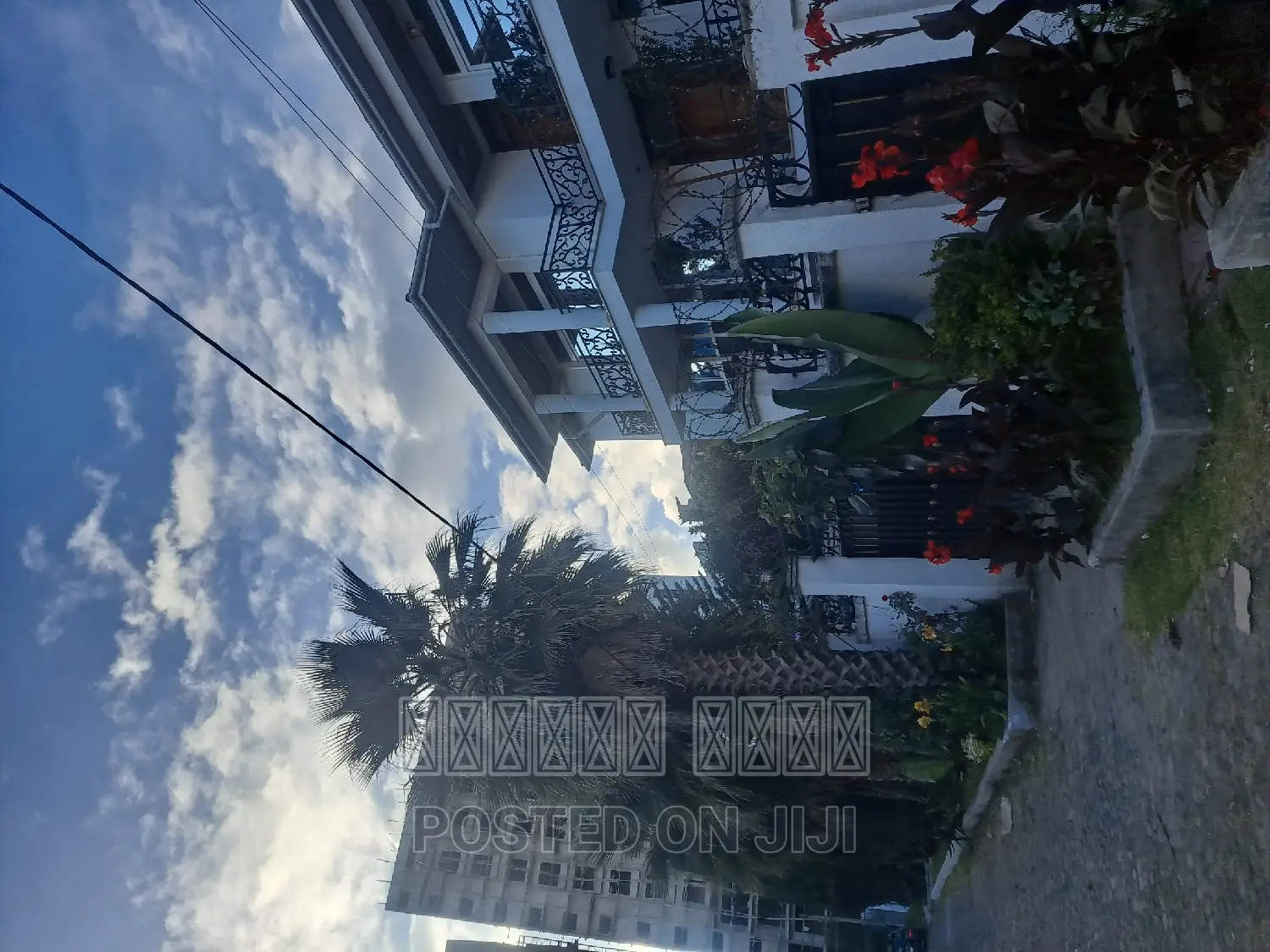 Furnished 9bdrm House in አያት ዞን 8, Bole for sale