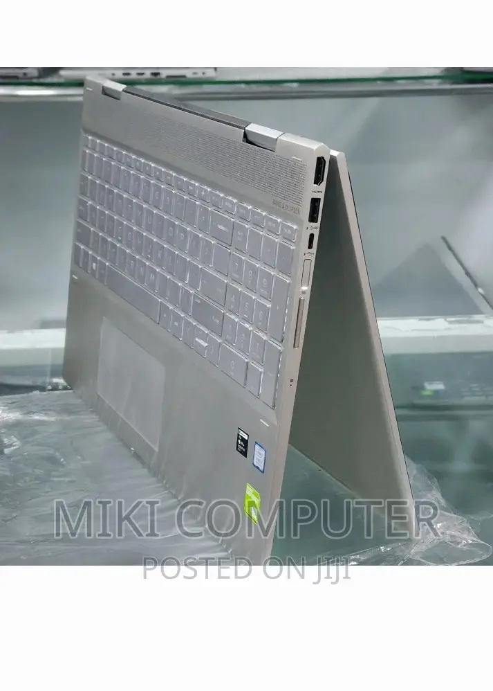 New Laptop HP Envy X360 8GB Intel Core I5 SSD 512GB