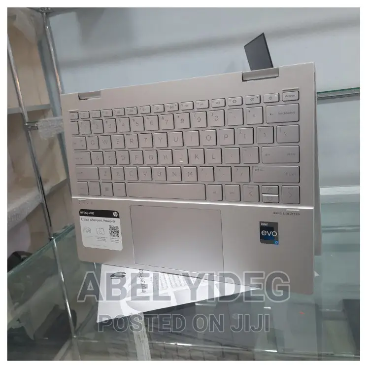 New Laptop HP Envy X360 8GB Intel Core I7 SSD 512GB