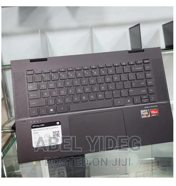 New Laptop HP Envy X360 16GB AMD Ryzen 7 SSD 512GB
