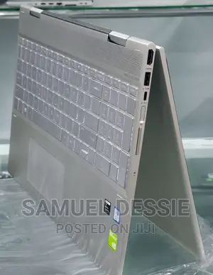 New Laptop HP Envy X360 8GB Intel Core I7 SSD 512GB