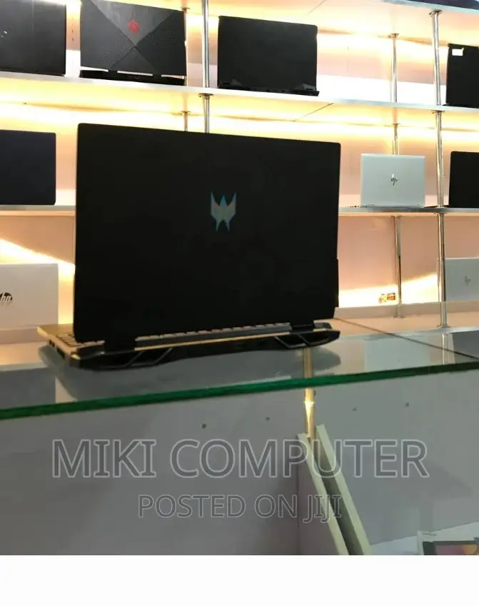 New Laptop Acer Predator Helios 300 16GB Intel Core I9 SSD 512GB