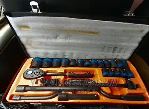 Photo - Tools 10 to 32 Cromvandam