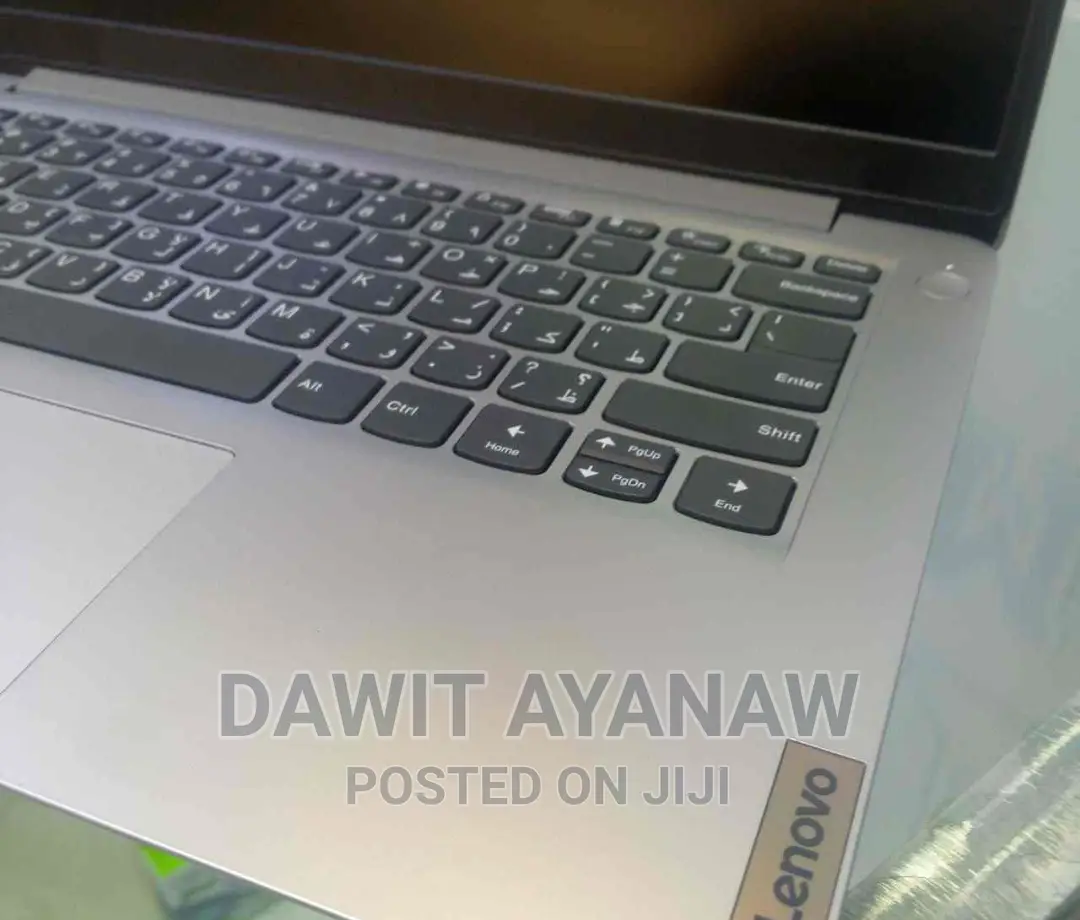 New Laptop Lenovo 12GB Intel Core I3 SSD 512GB