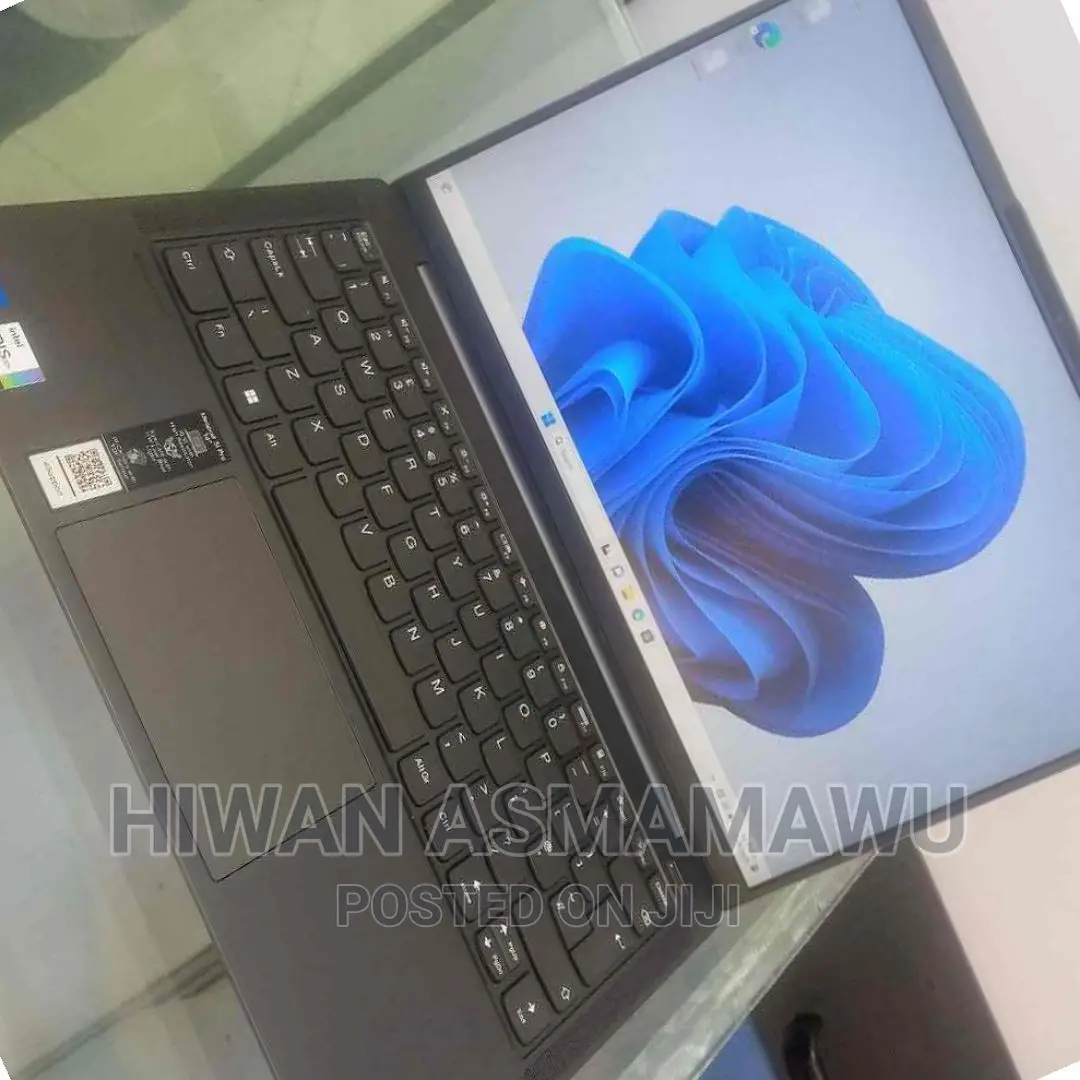 New Laptop Lenovo Ideapad 3 8GB Intel Core I5 SSD 512GB