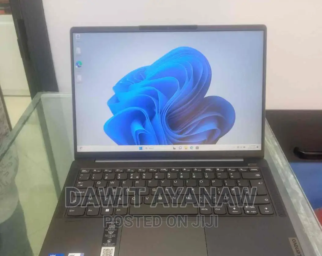 New Laptop Lenovo 8GB Intel Core I5 SSD 512GB