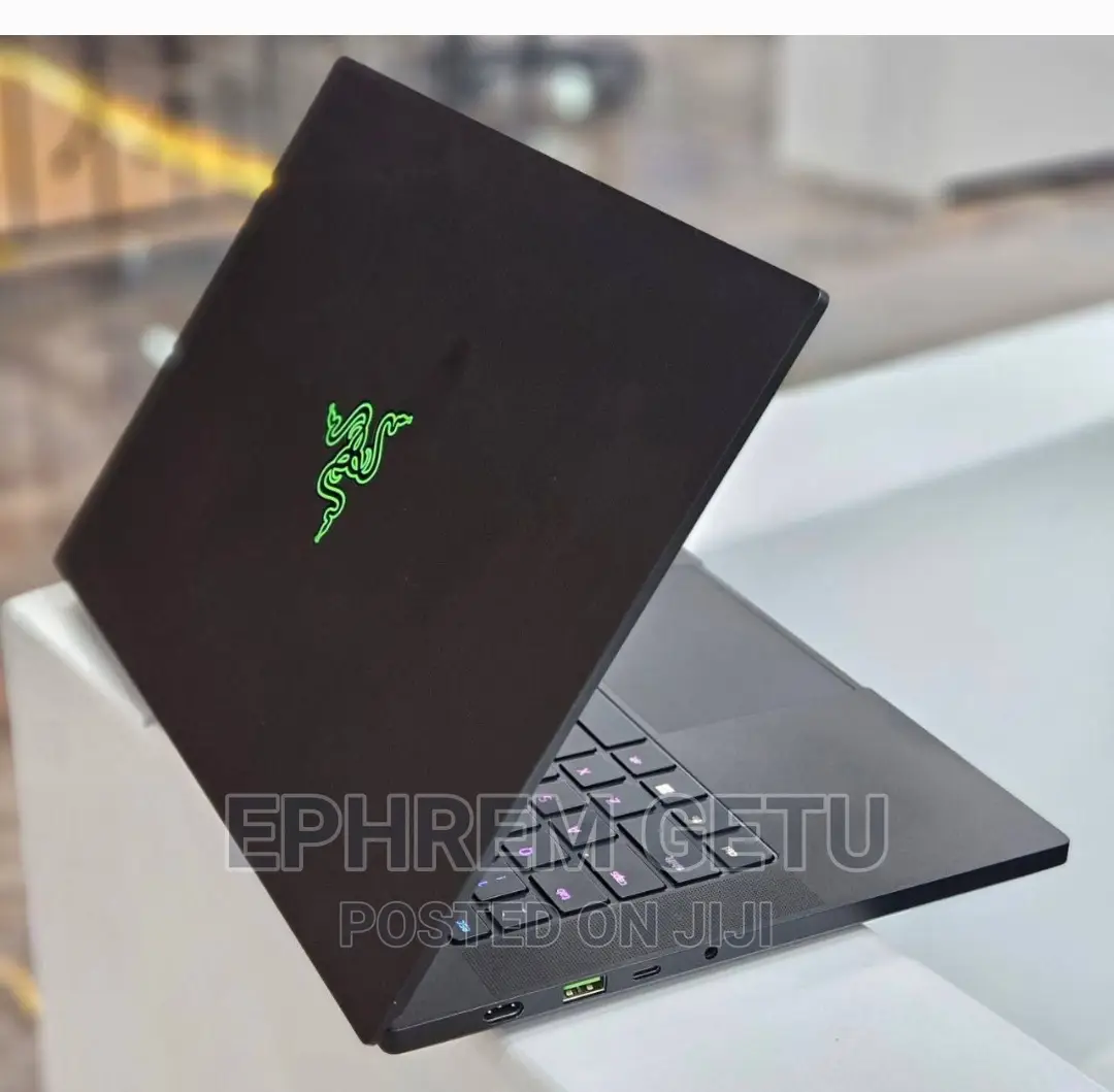 New Laptop Razer Blade 16GB AMD Ryzen 9 SSD 1T