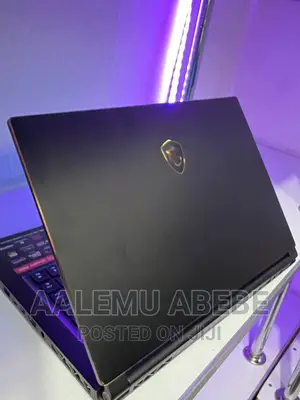 New Laptop MSI GS65 Stealth Thin 8RE 32GB Intel Core I7 SSD 1T