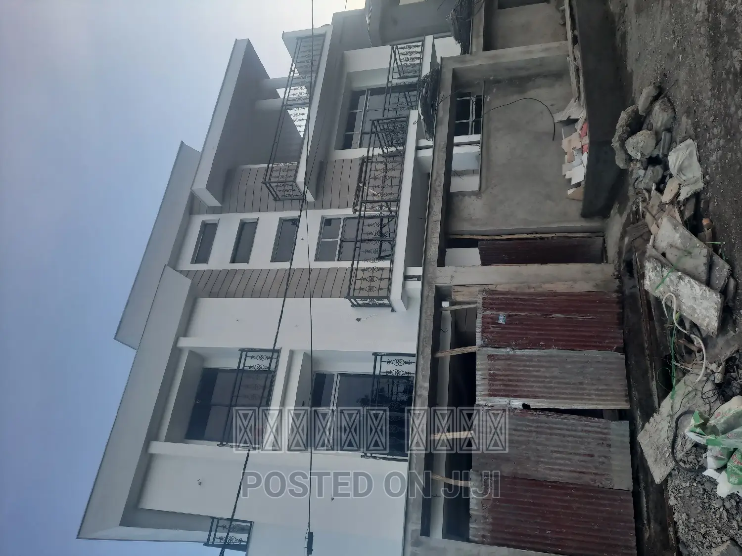 Furnished 9bdrm House in አያት 6, Bole for sale