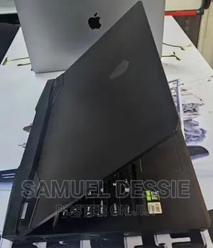 New Laptop MSI GP75 Leopard 16GB Intel Core I7 SSD 1T