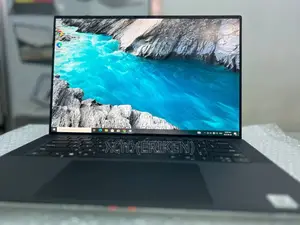 New Laptop Dell XPS 15 32GB Intel Core i9 SSD 512GB