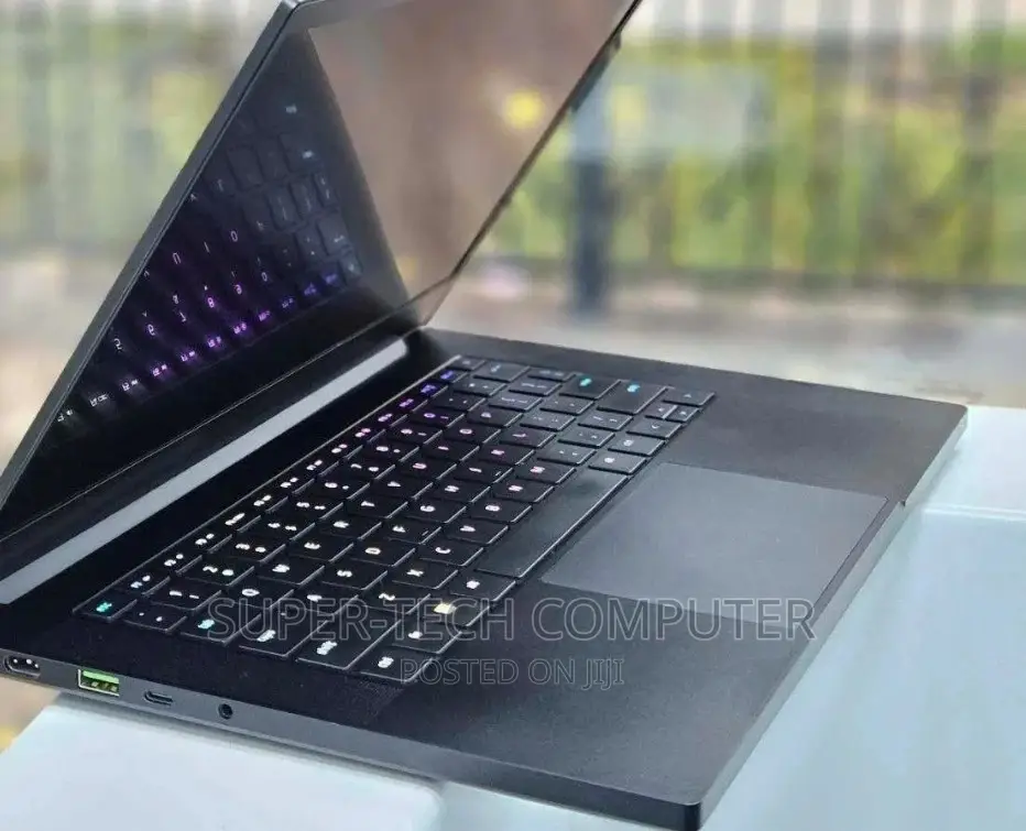 New Laptop Razer Blade 16GB AMD Ryzen 9 SSD 1T
