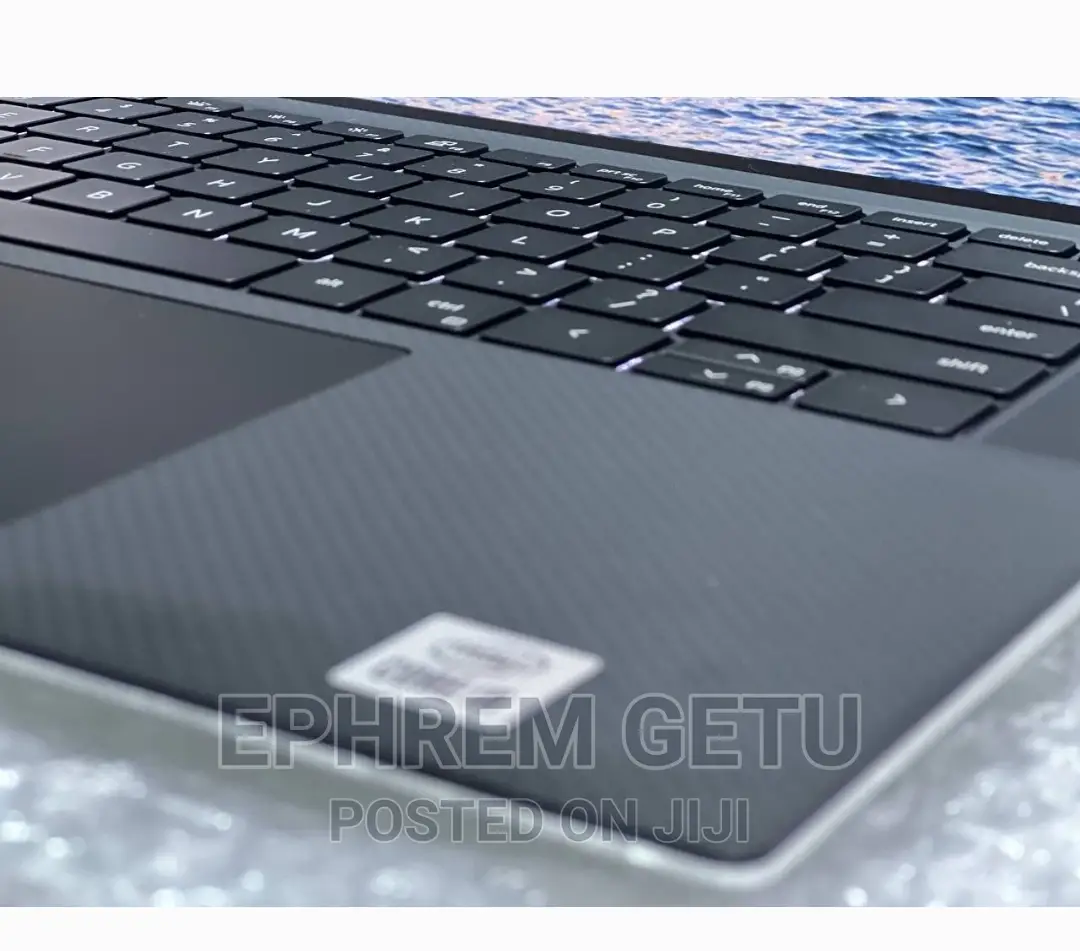 New Laptop Dell XPS 15 32GB Intel Core I9 SSD 512GB