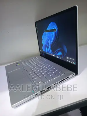 New Laptop Asus ROG Strix G15 32GB AMD Ryzen 9 SSD 1T