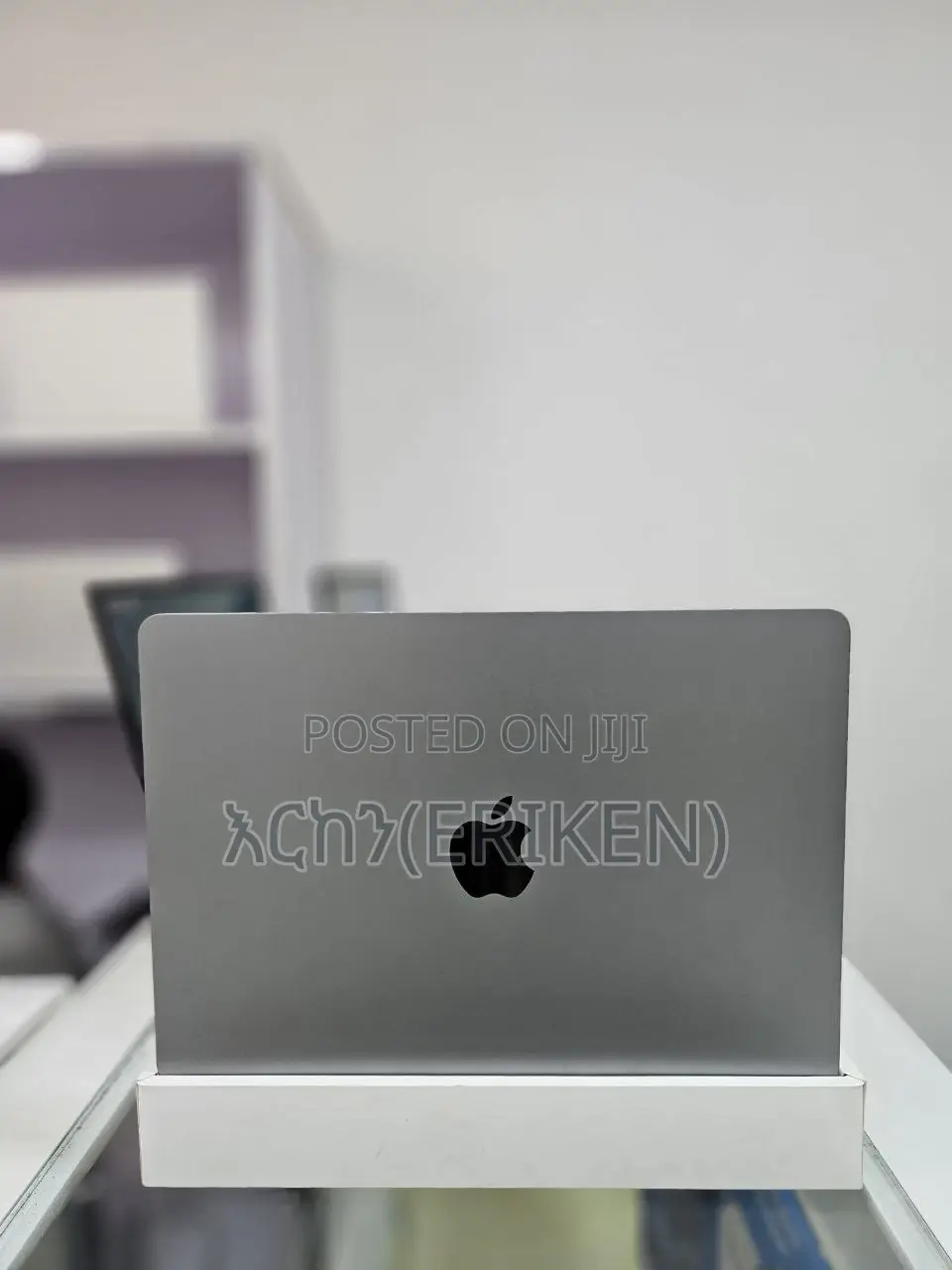 New Laptop Apple MacBook Air 2023 M2 8GB Apple M2 SSD 256GB