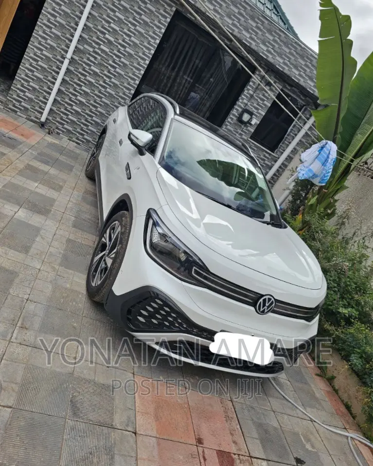 Volkswagen ID.4 2022 White