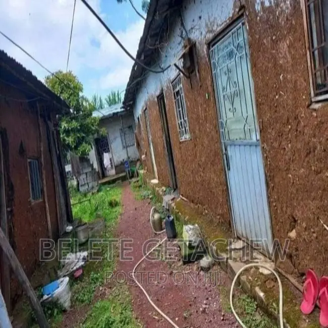 ወሠን የሚሸጥ ቦታ 500 ካ.ሜ