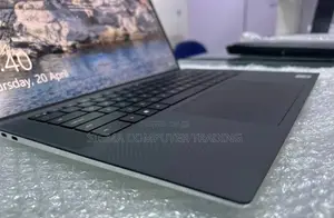 New Laptop Dell XPS 15 32GB Intel Core I9 SSD 512GB