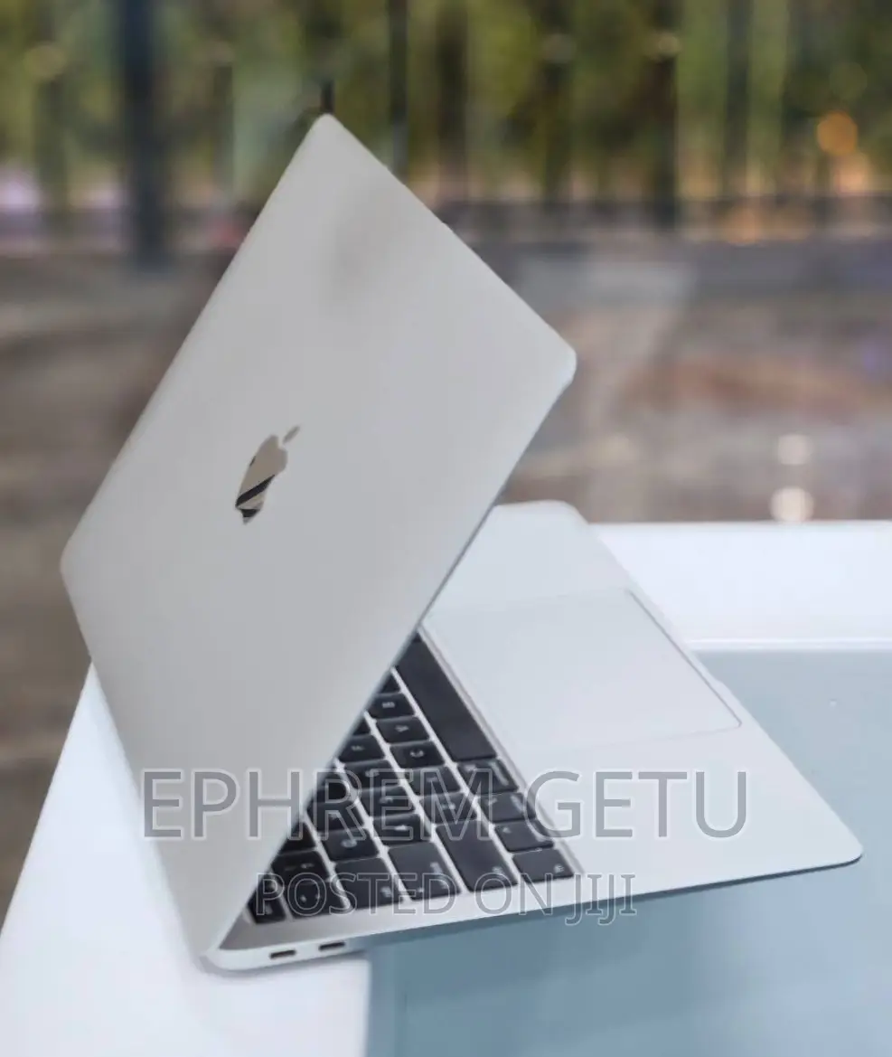 New Laptop Apple MacBook Air 2020 8GB Intel Core I5 SSD 512GB