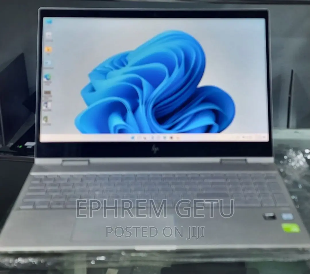 New Laptop HP Envy X360 8GB Intel Core I7 SSD 512GB