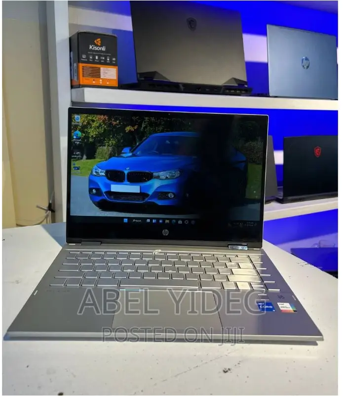 New Laptop HP Pavilion X360 8GB Intel Core I5 SSD 256GB