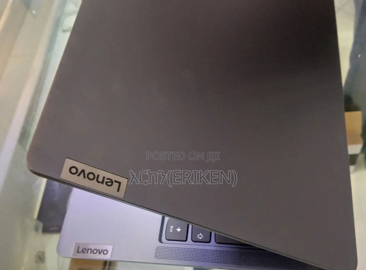 New Laptop Lenovo IdeaPad 520 8GB Intel Core I5 SSD 512GB