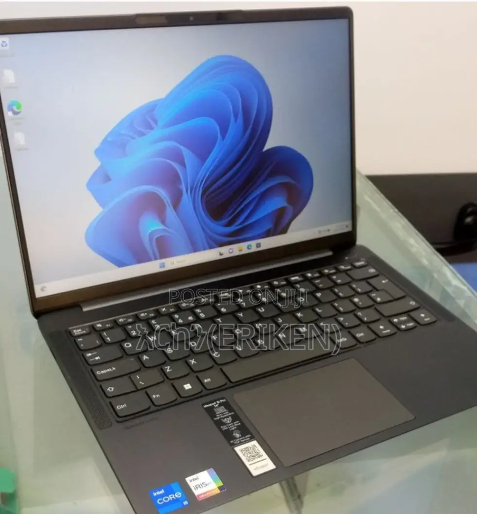 New Laptop Lenovo IdeaPad 520 8GB Intel Core I5 SSD 512GB