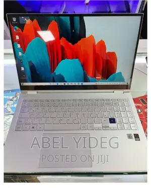 Photo - New Laptop Samsung 8GB Intel Core I5 SSD 256GB