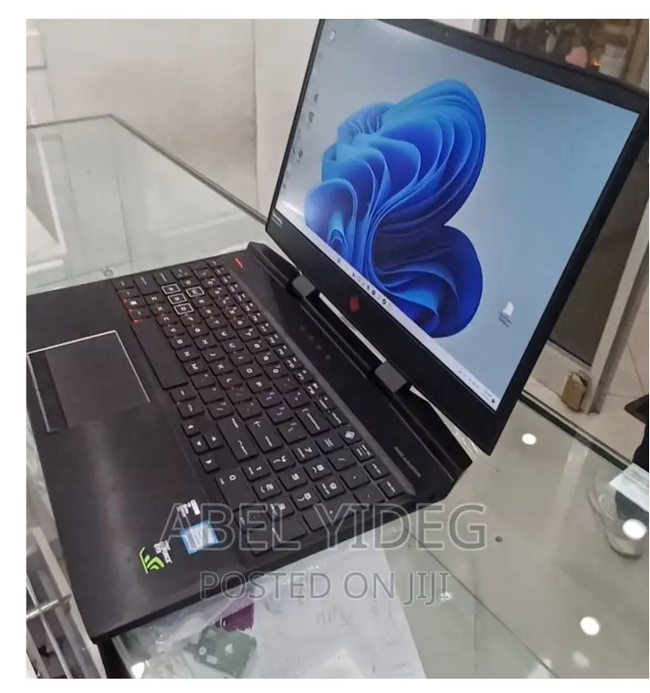 New Laptop HP Omen X 8GB Intel Core I7 HDD+SSD 1T