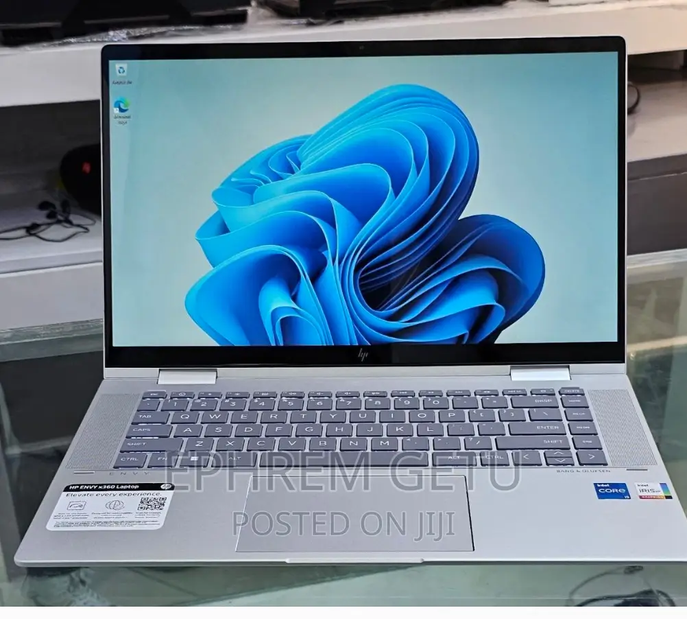 New Laptop HP Envy X360 8GB Intel Core I5 SSD 512GB