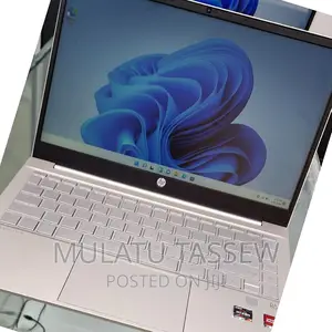 Photo - New Laptop HP Pavilion 15 8GB Intel Core I7 SSD 512GB