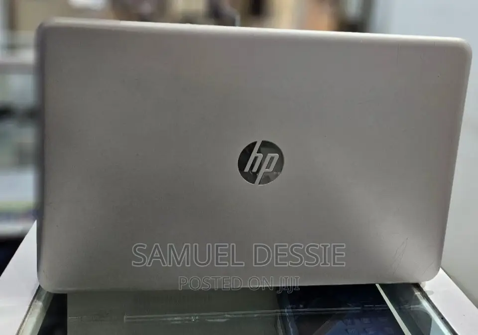 New Laptop HP Pavilion 15 8GB Intel Core I5 HDD 1T