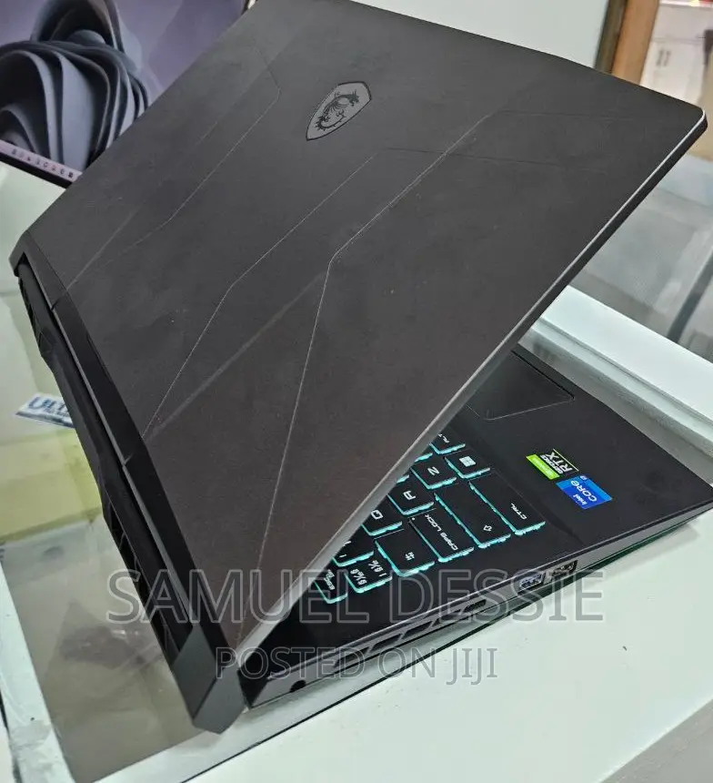 New Laptop MSI Pulse GL66 16GB Intel Core I7 SSD 1T