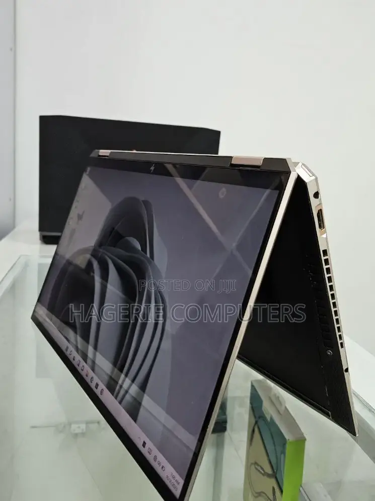 New Laptop HP Spectre 16GB Intel Core I7 SSD 512GB