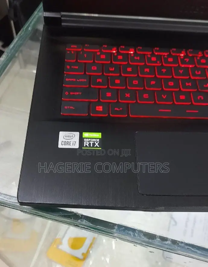 New Laptop MSI GF62 8RE 16GB Intel Core I7 SSD 512GB