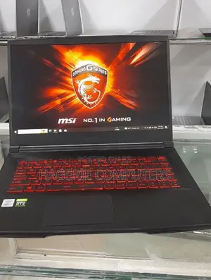 New Laptop MSI GF62 8RE 16GB Intel Core I7 SSD 512GB