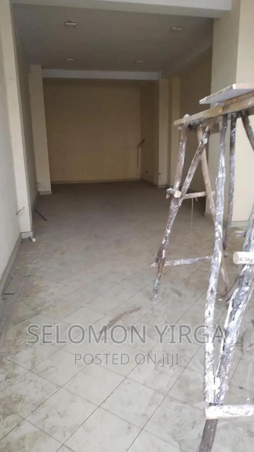 አፓርታማ ለባንክ ግራወድ