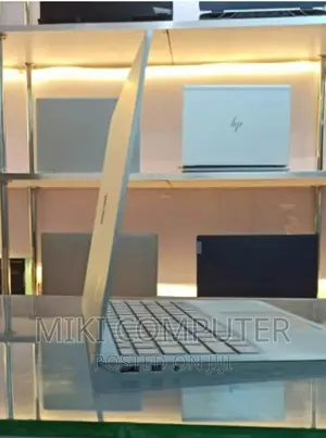 New Laptop 8GB Intel Core I7 SSD 512GB