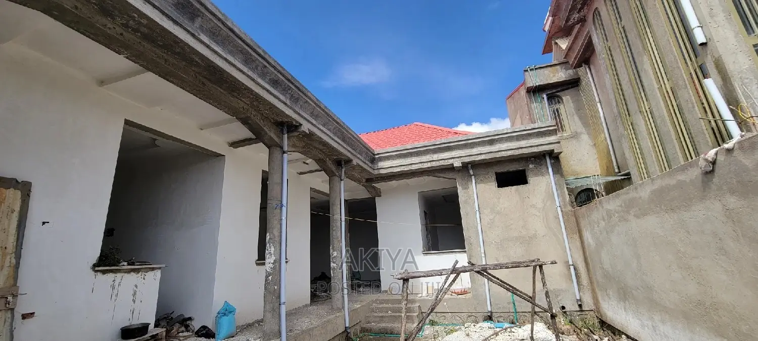4bdrm House in House, Oromia-Finfinne for sale