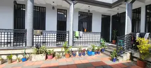 4bdrm House in House, Oromia-Finfinne for sale