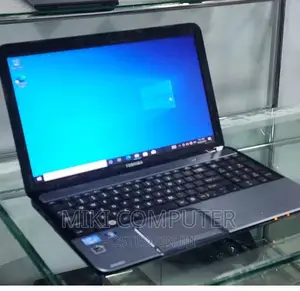 New Laptop Toshiba Satellite C55 8GB Intel Core I7 HDD 750GB