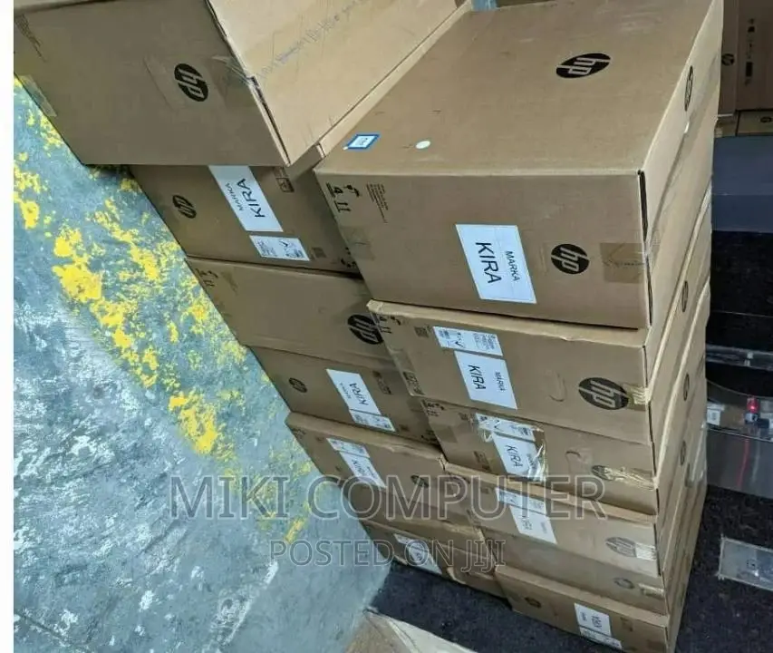 New Laptop Ollee 8GB Intel Core i7 SSD 512GB