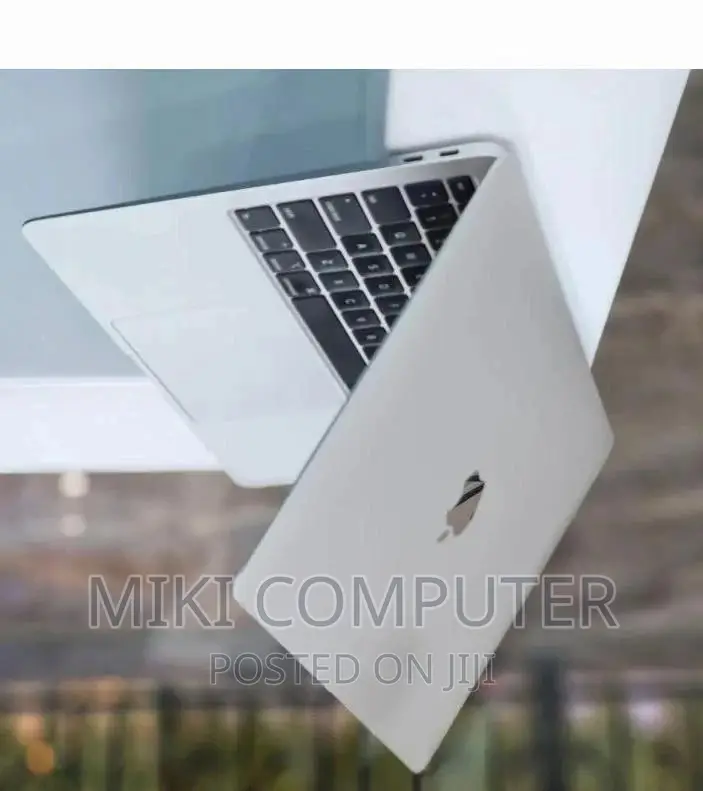 New Laptop Apple MacBook Air 2020 8GB Intel Core i5 SSD 512GB