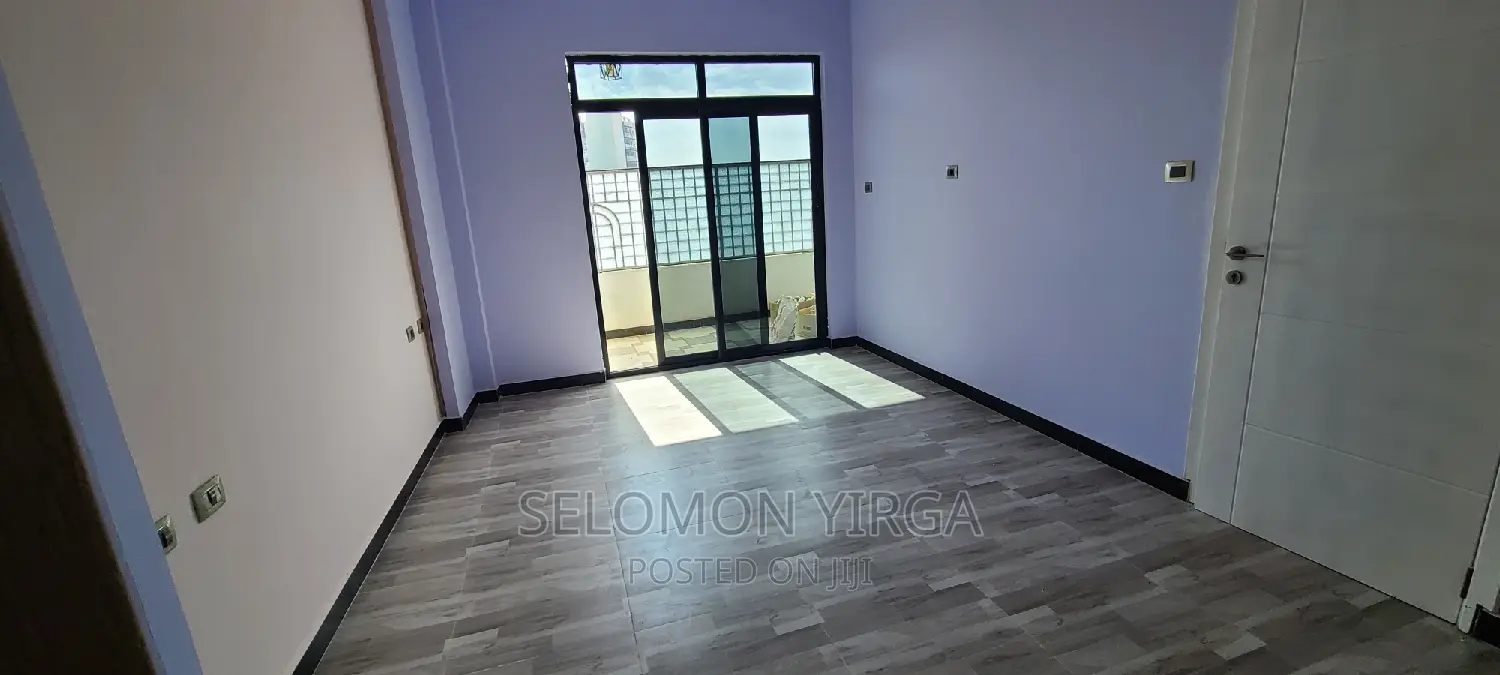 2bdrm Apartment in አድስ አበባ, Bole for rent