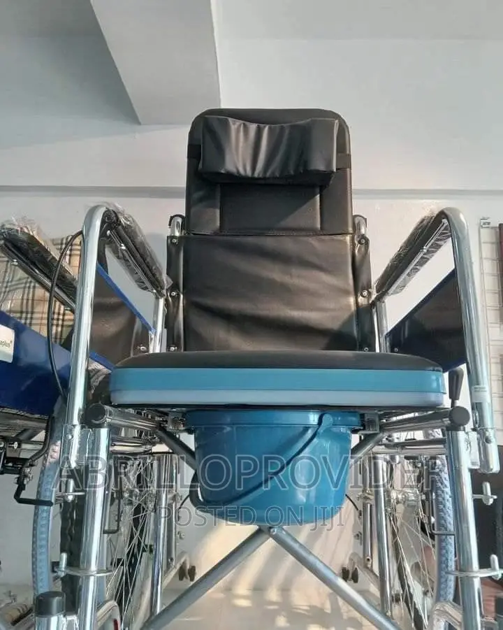 Reclining Commode/Popo Wheelchair/Wheelchair/Wheelchair/Whe