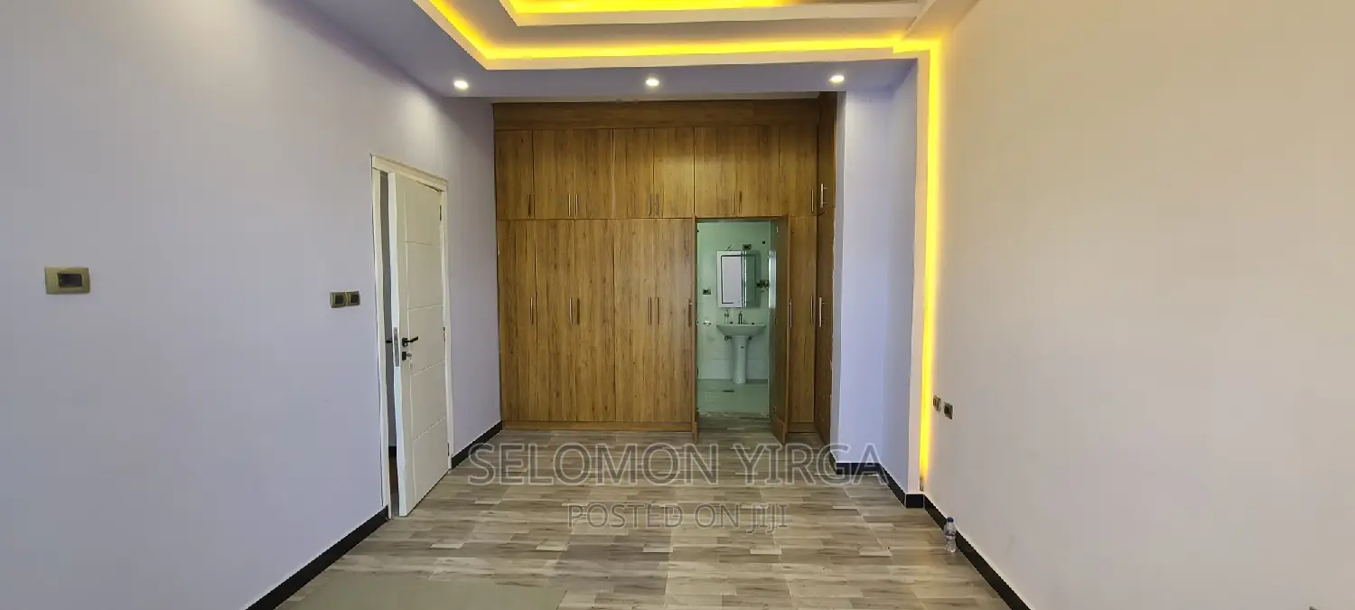 2bdrm Apartment in አድስ አበባ, Bole for rent