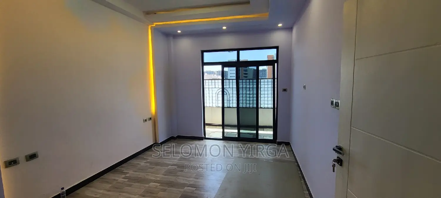 2bdrm Apartment in አድስ አበባ, Bole for rent
