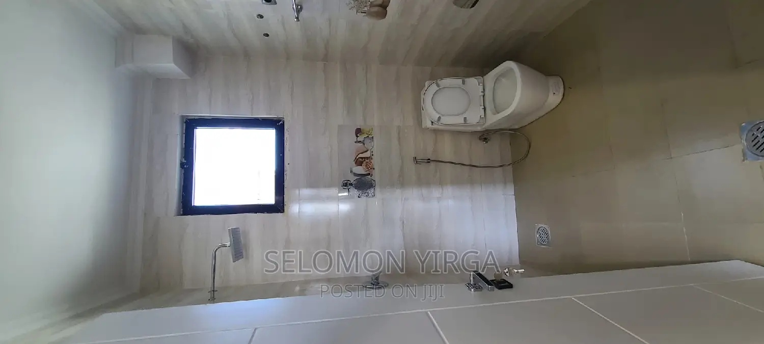 2bdrm Apartment in አድስ አበባ, Bole for rent