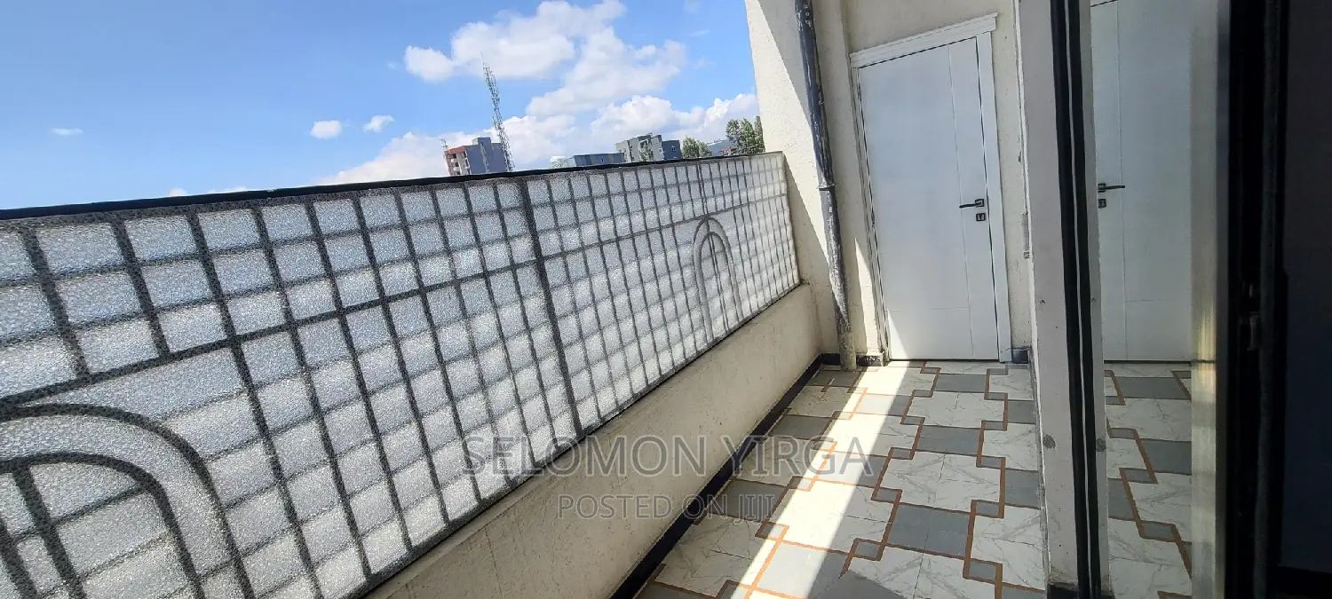 2bdrm Apartment in አድስ አበባ, Bole for rent