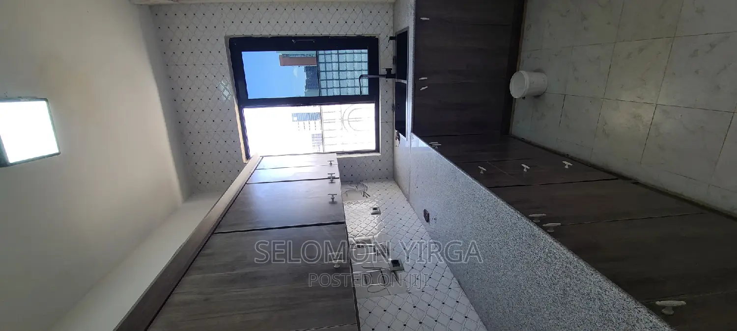 2bdrm Apartment in አድስ አበባ, Bole for rent